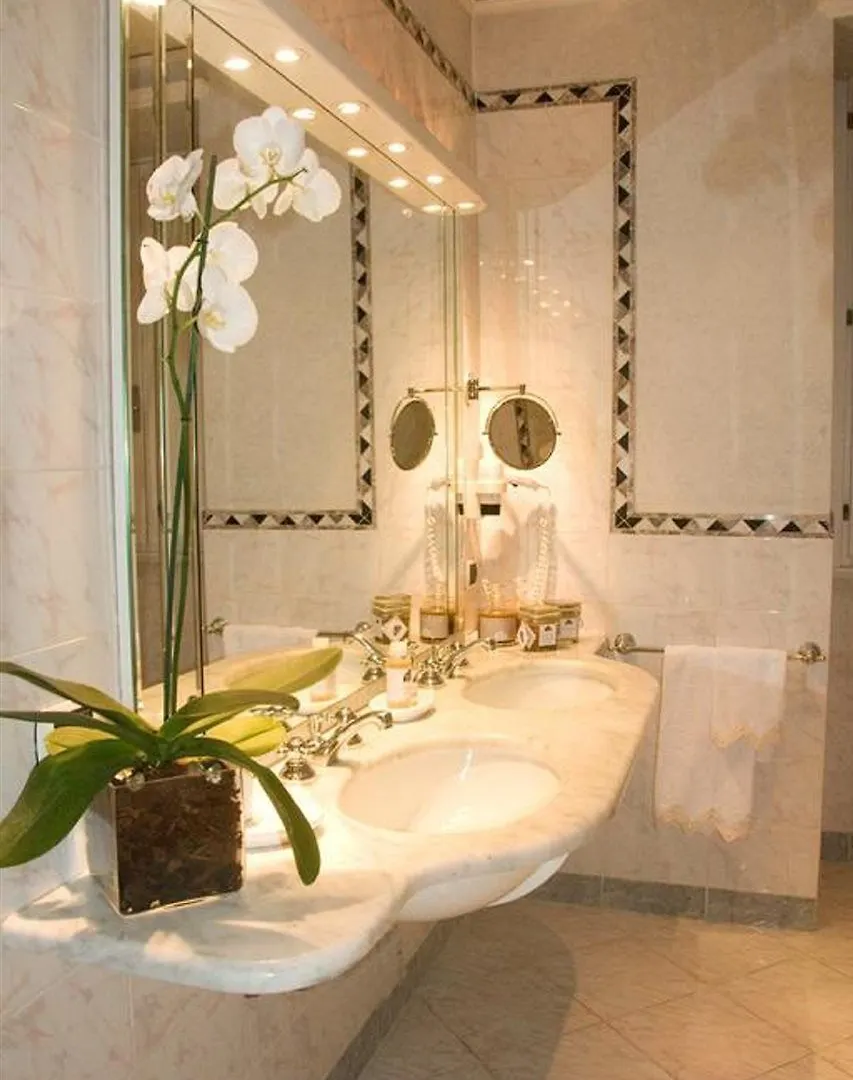 Hotel De La Ville Florence
