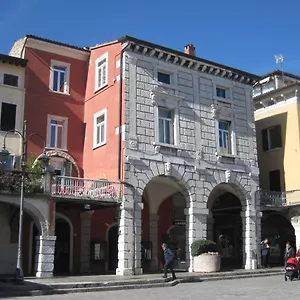palazzo-del-provveditore.it-lombardy.com/