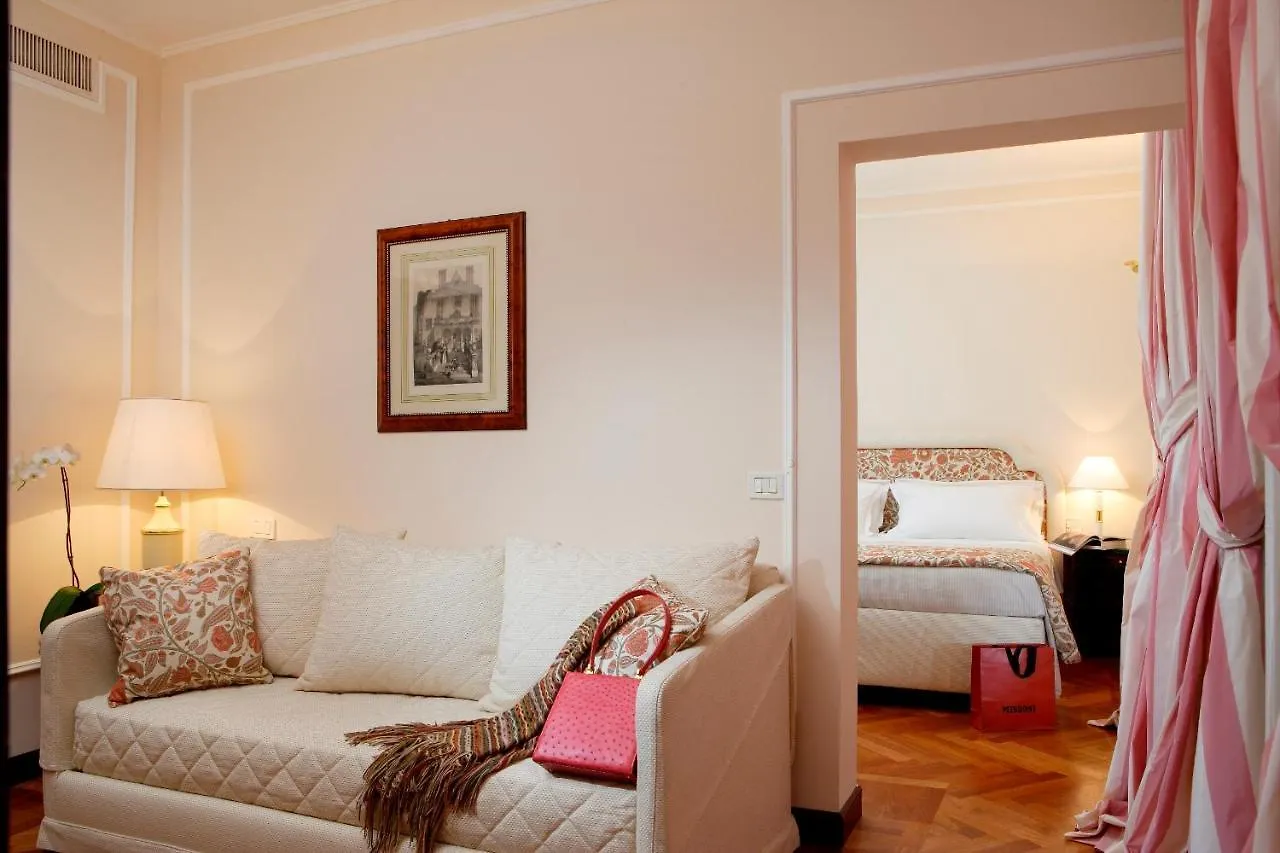 Hotel De La Ville Флоренция